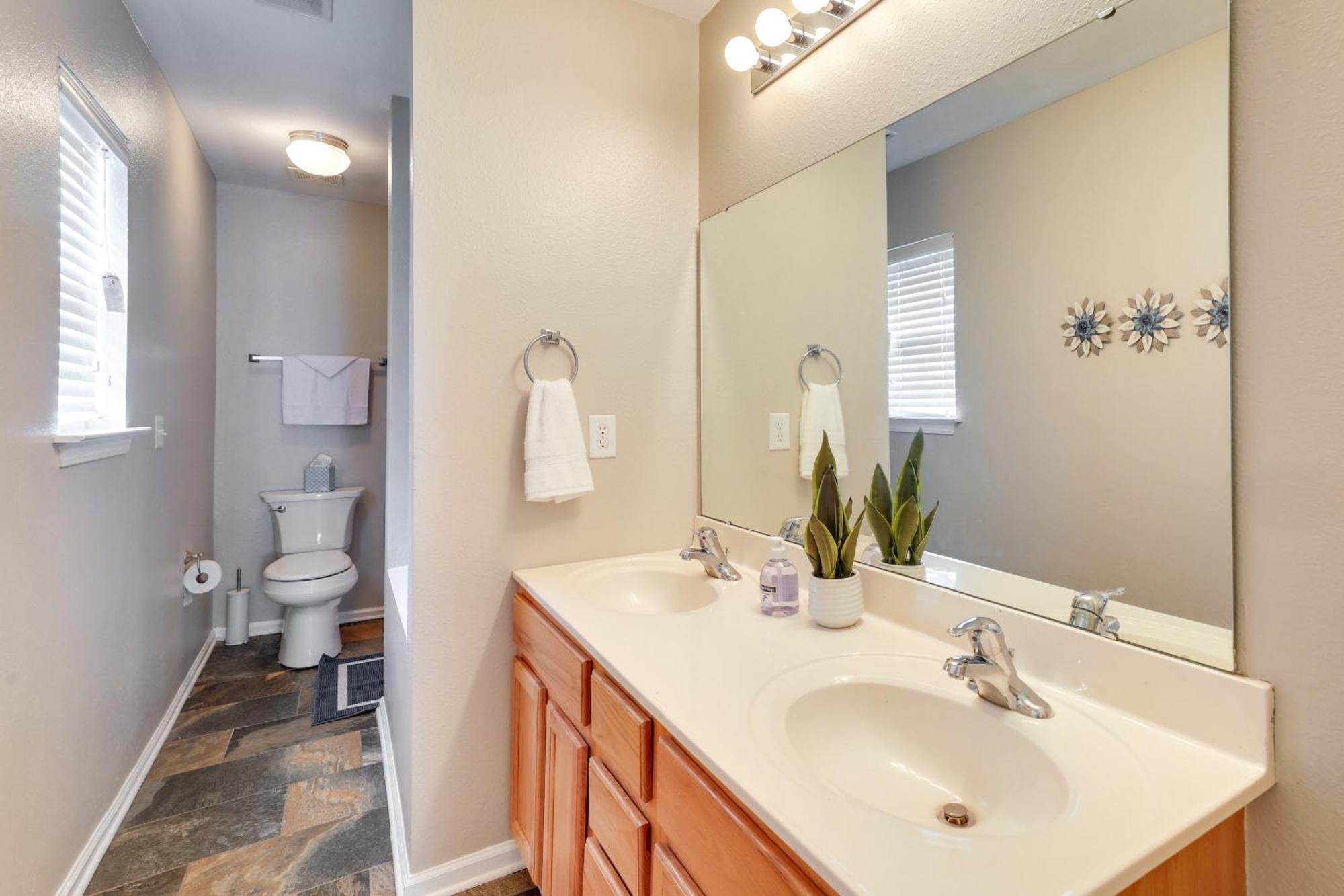 Charming North Charleston Townhome - Pets Welcome! Bagian luar foto