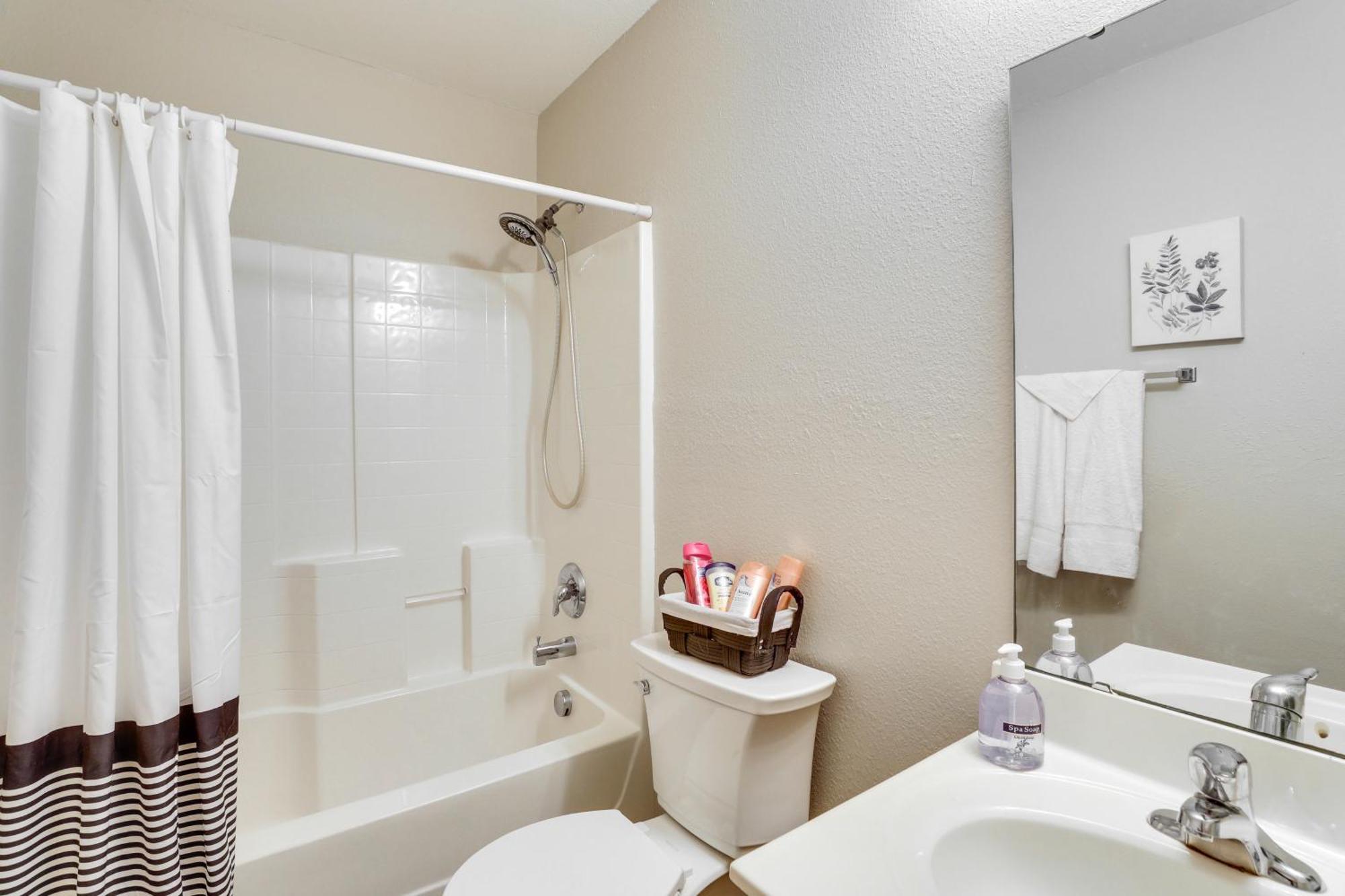 Charming North Charleston Townhome - Pets Welcome! Bagian luar foto