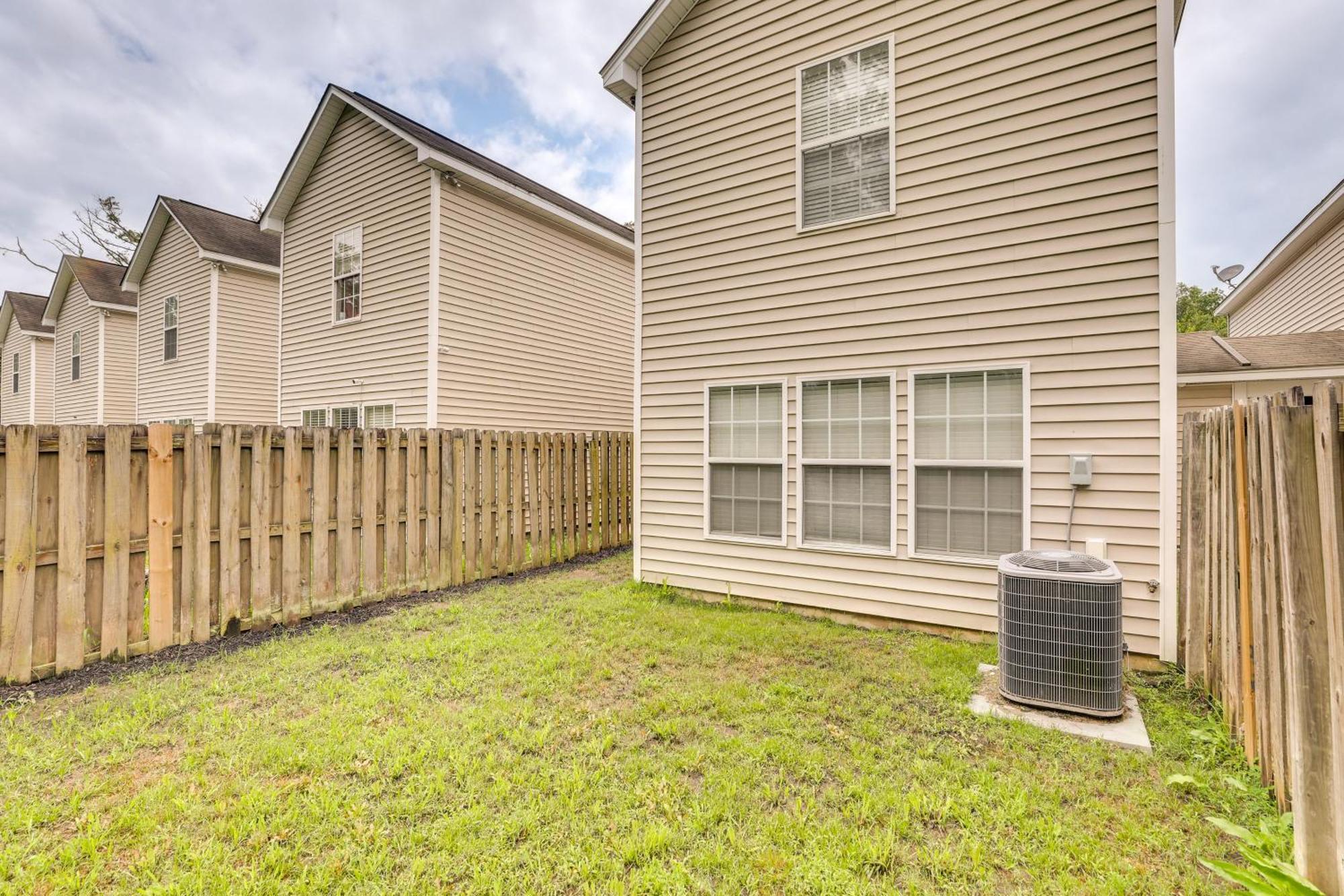 Charming North Charleston Townhome - Pets Welcome! Bagian luar foto